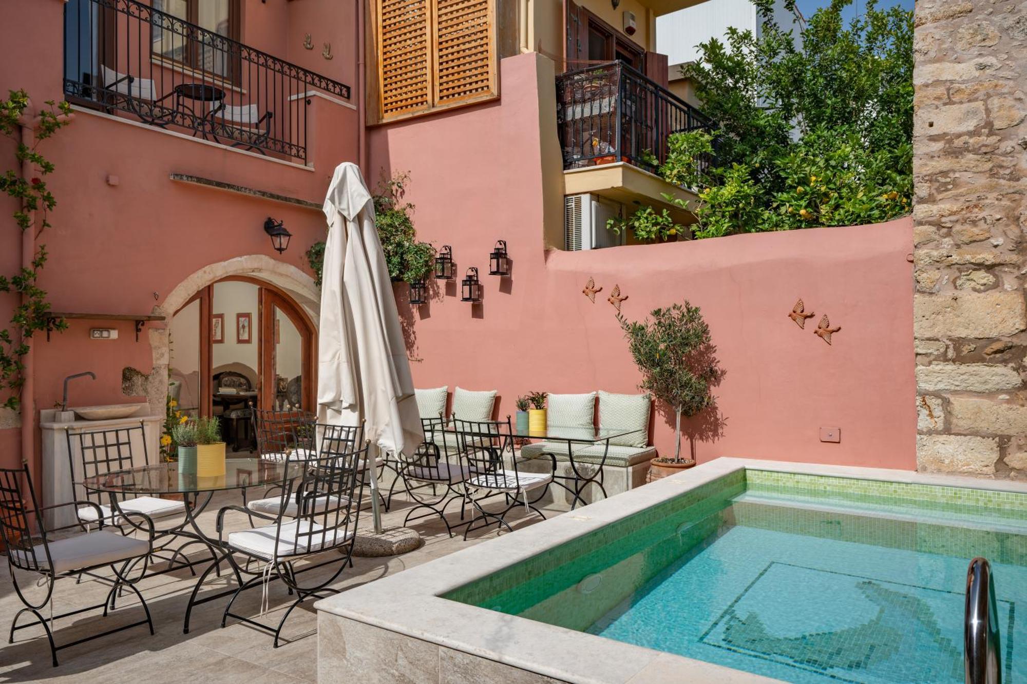 Phaedra Suites (Adults Only) Ретимно Екстериор снимка