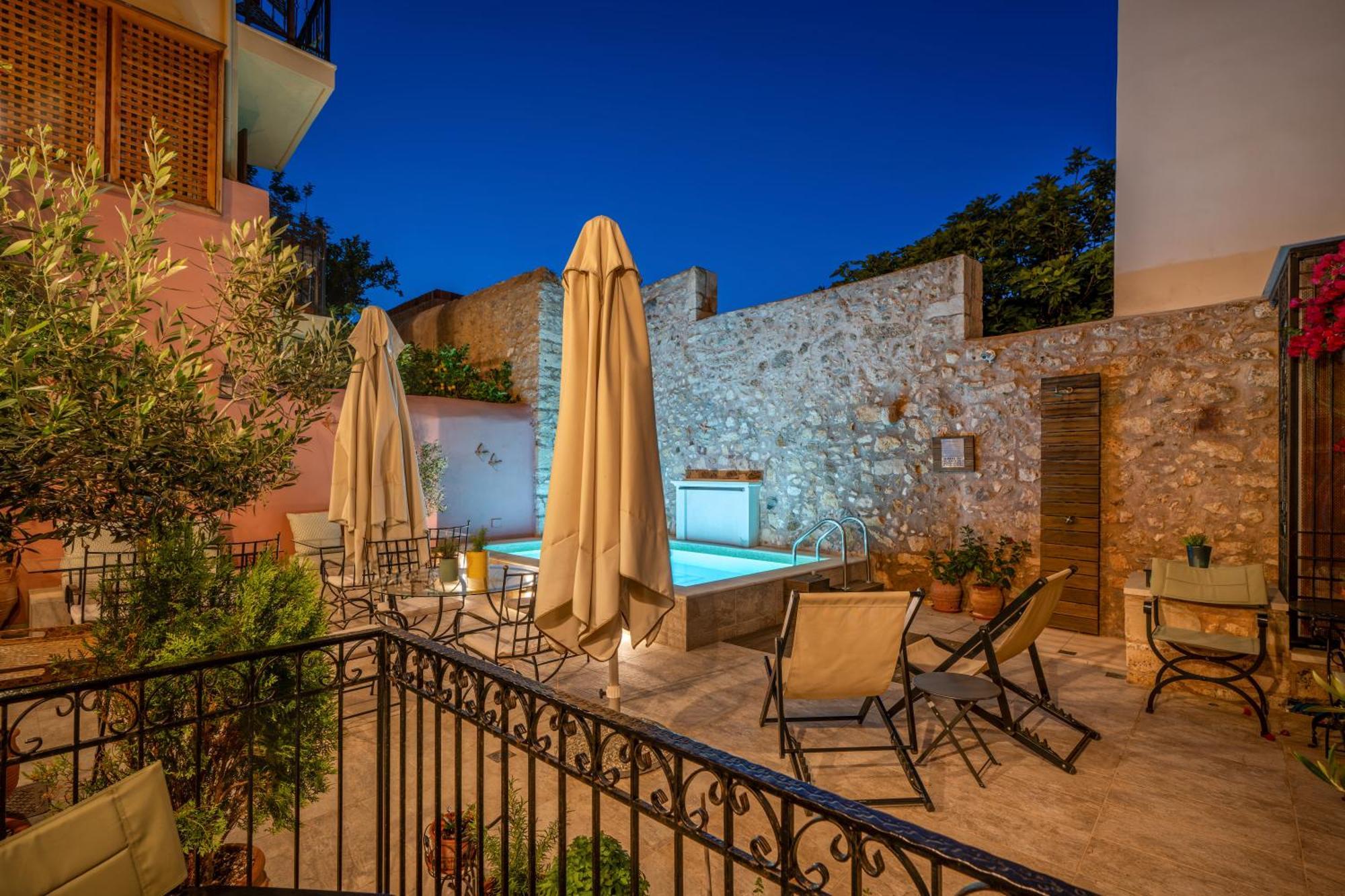 Phaedra Suites (Adults Only) Ретимно Екстериор снимка