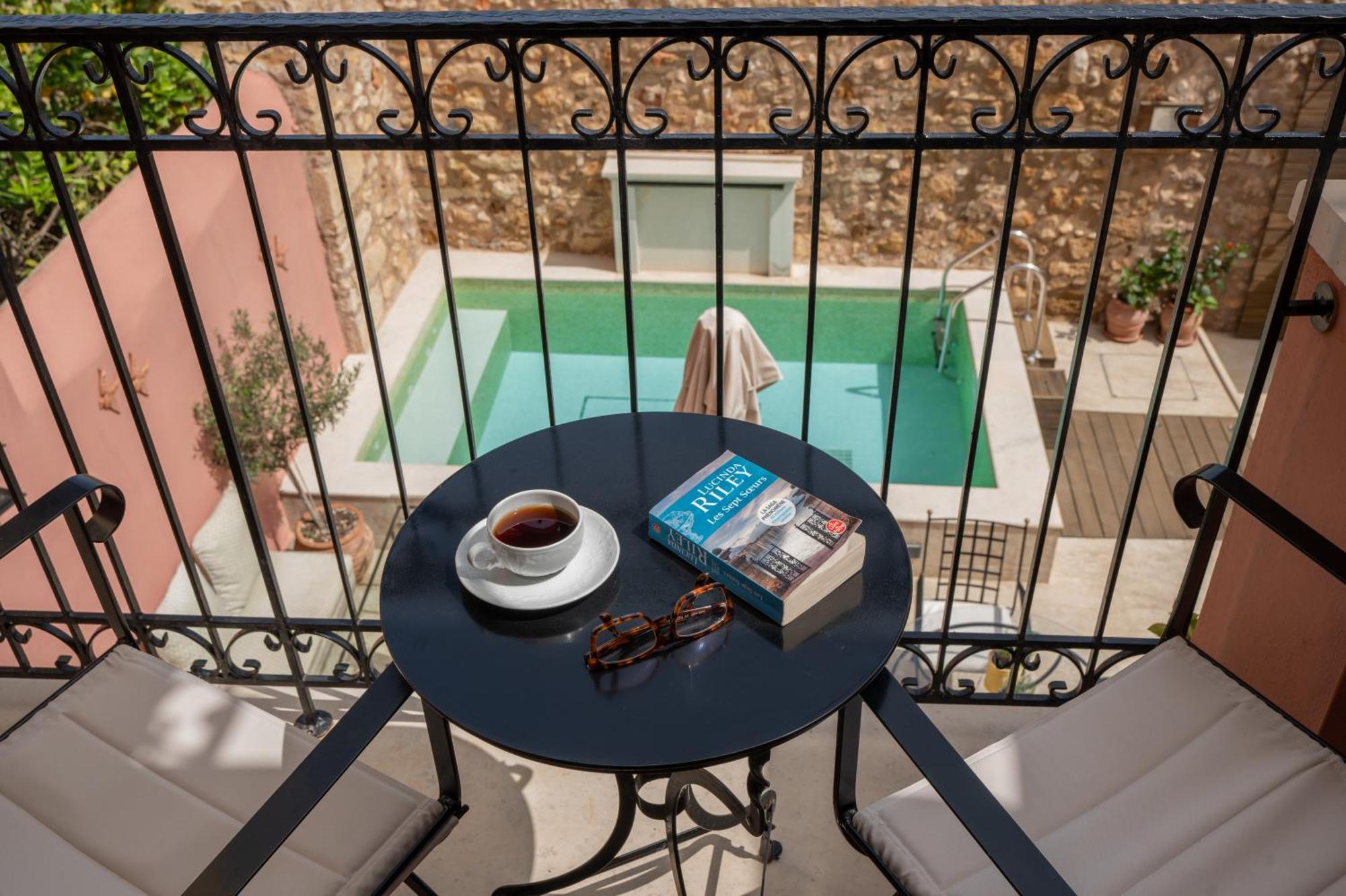 Phaedra Suites (Adults Only) Ретимно Екстериор снимка